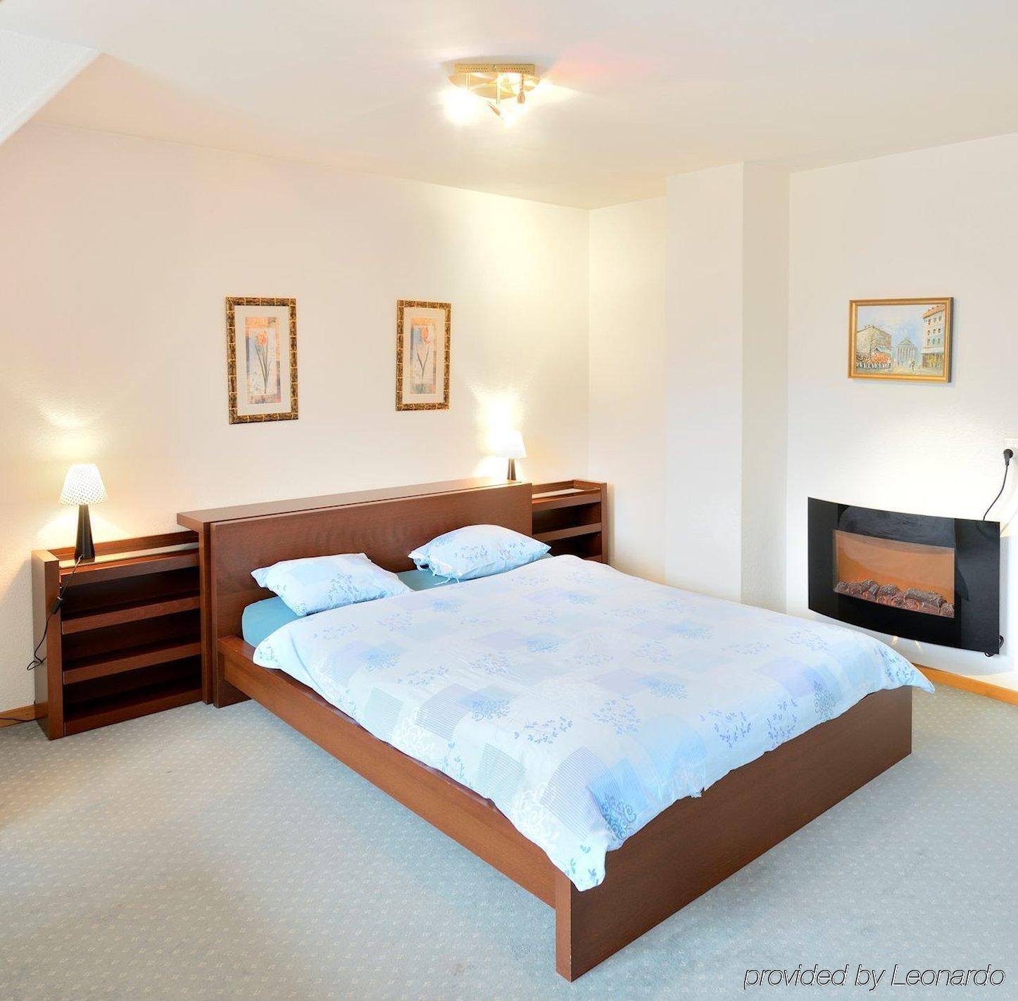Hotel-Restaurant De La Tour Екстер'єр фото