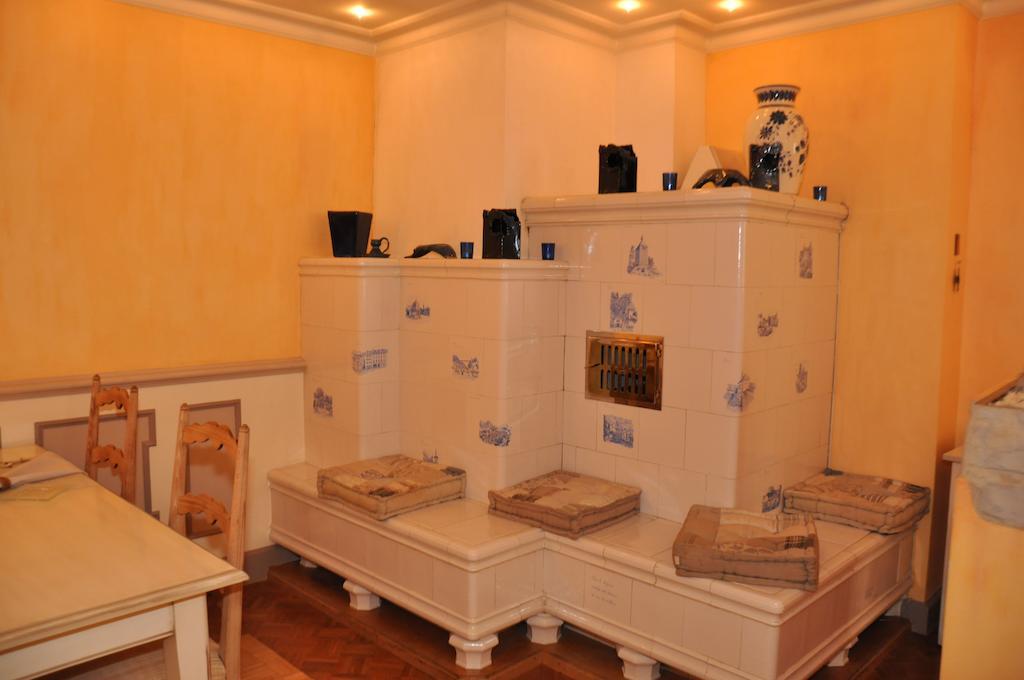 Hotel-Restaurant De La Tour Екстер'єр фото