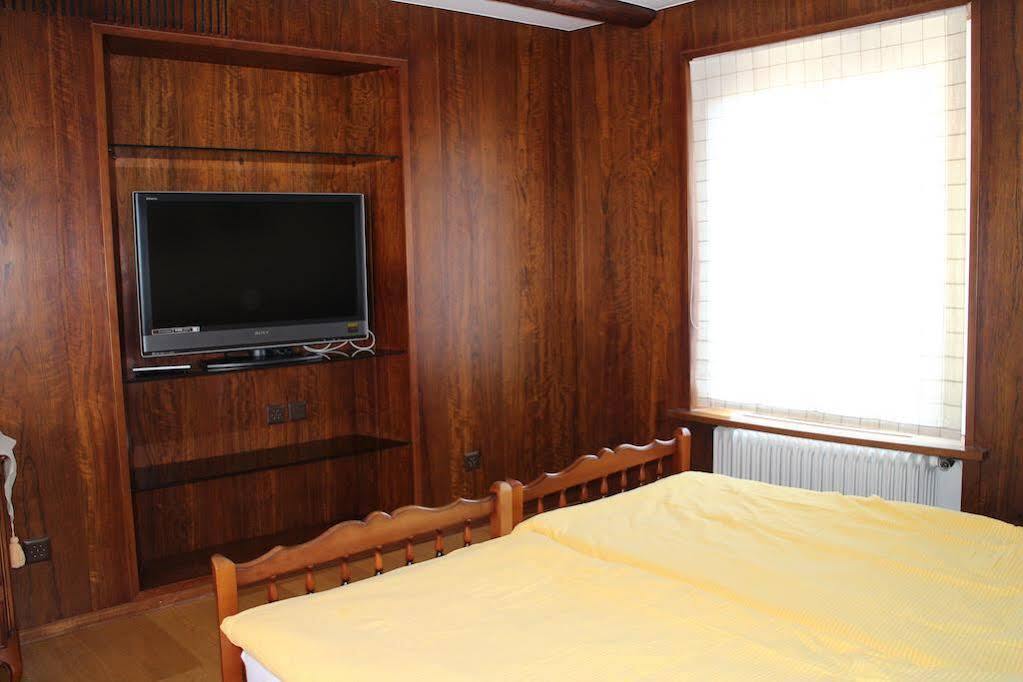 Hotel-Restaurant De La Tour Екстер'єр фото